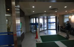 長野赤十字病院改修工事【引戸から回転ドアへ】